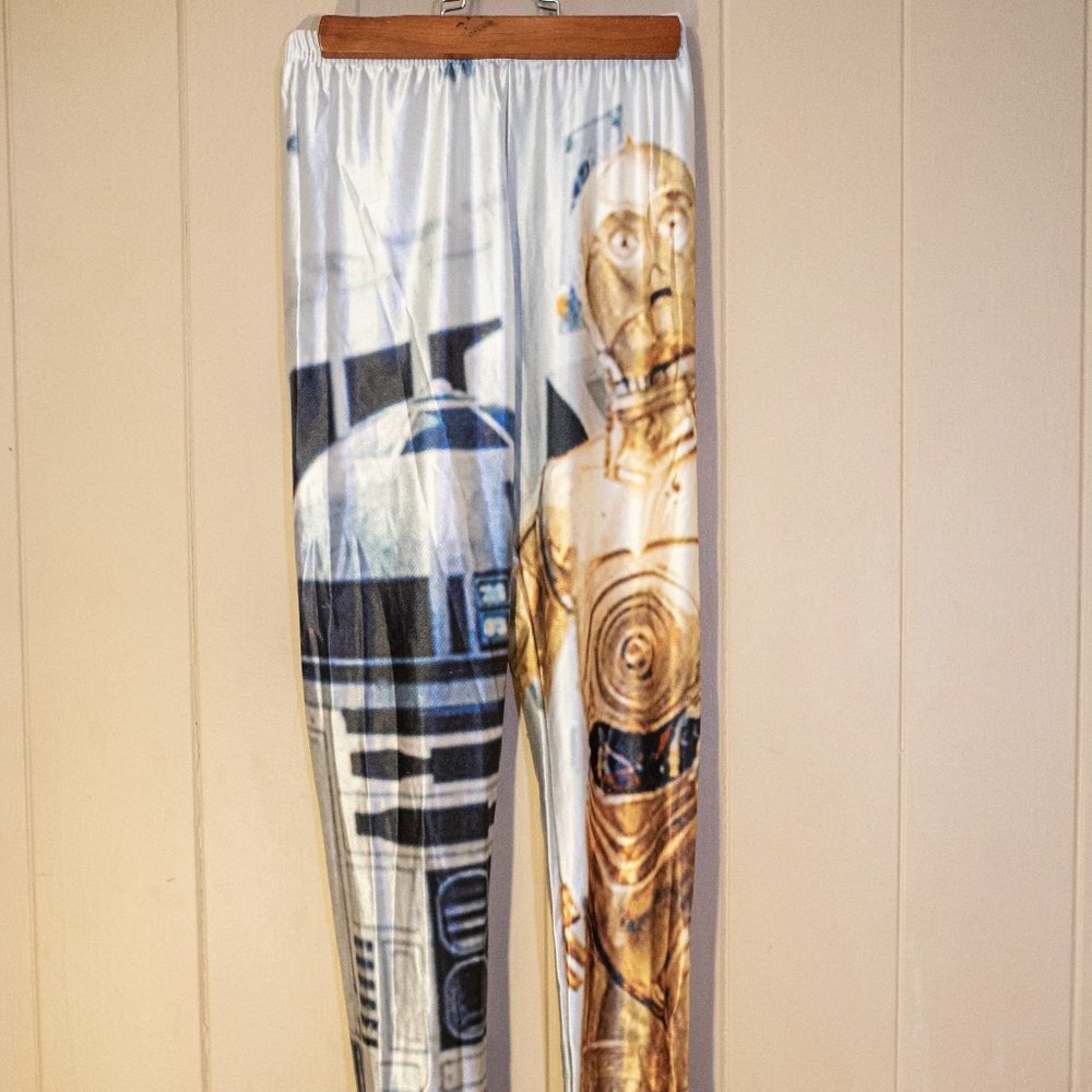 Shiny Star Wars branded leggings